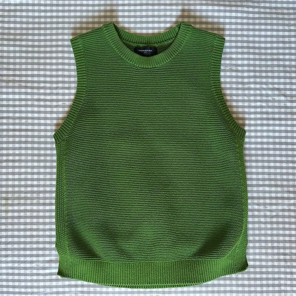 Banana Republic sweater vest sleeveless S
